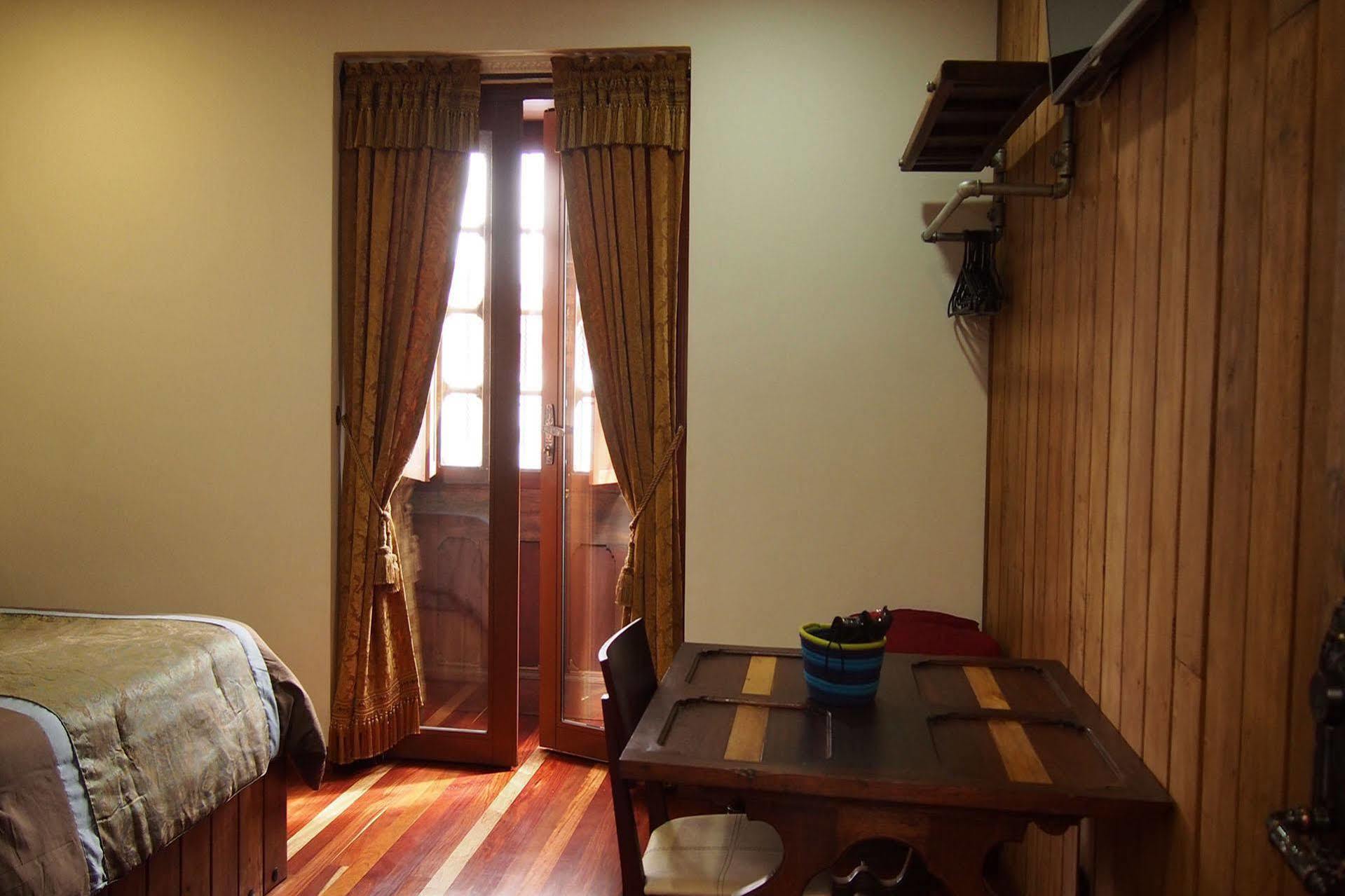 Bogota Bed & Breakfast Inn Ngoại thất bức ảnh